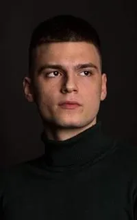Артем Романович - репетитор по русскому языку и литературе