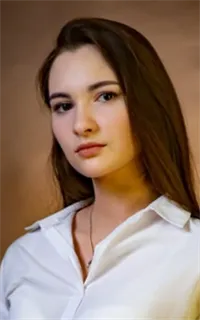 Арина Андреевна - репетитор по английскому языку, обществознанию, русскому языку и математике