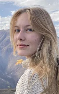 Екатерина Алексеевна - репетитор по биологии и английскому языку