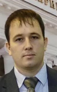 Эмиль Маратович - репетитор по физике