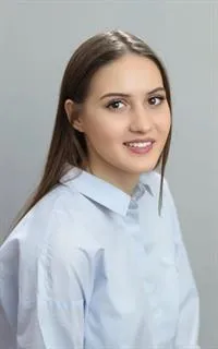 Дарья Николаевна - репетитор по предметам начальной школы и подготовке к школе