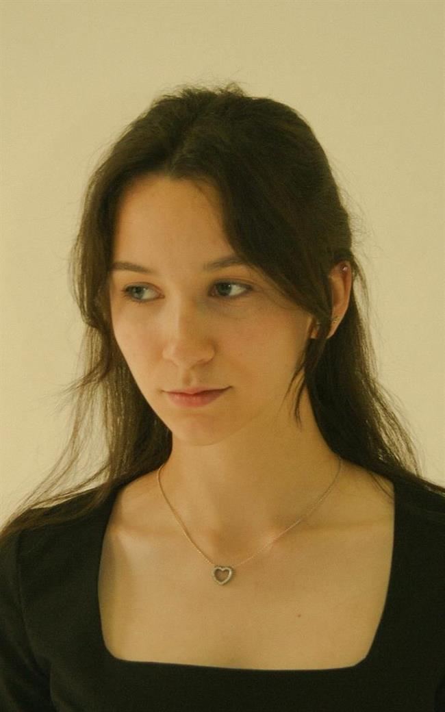 Анна Олеговна - репетитор по истории и другим предметам