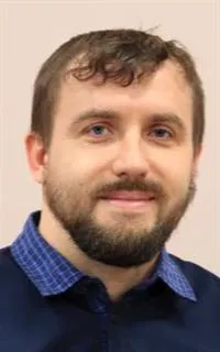 Дмитрий Игоревич - репетитор по информатике