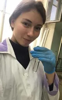 Анна Артемовна - репетитор по химии