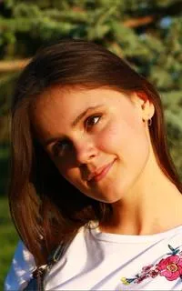 Дарья Сергеевна - репетитор по английскому языку, литературе, предметам начальной школы, русскому языку и другим предметам