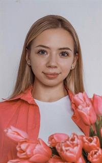 Татьяна Дмитриевна - репетитор по предметам начальной школы