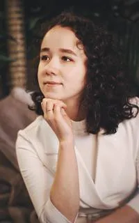 Дарья Леонидовна - репетитор по английскому языку и китайскому языку