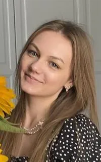 Анна Михайловна - репетитор по математике, информатике и изобразительному искусству