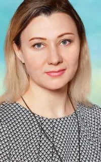 Олеся Гадеевна - репетитор по музыке