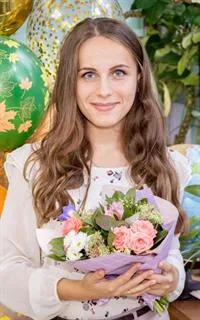 Дарья Олеговна - репетитор по предметам начальной школы