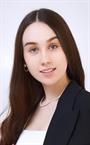 Екатерина Дмитриевна - репетитор по подготовке к школе, предметам начальной школы, английскому языку, русскому языку и обществознанию
