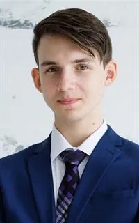Даниил Сергеевич - репетитор по математике и физике