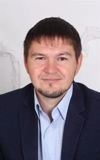 Мустафа Мансурович - репетитор по английскому языку