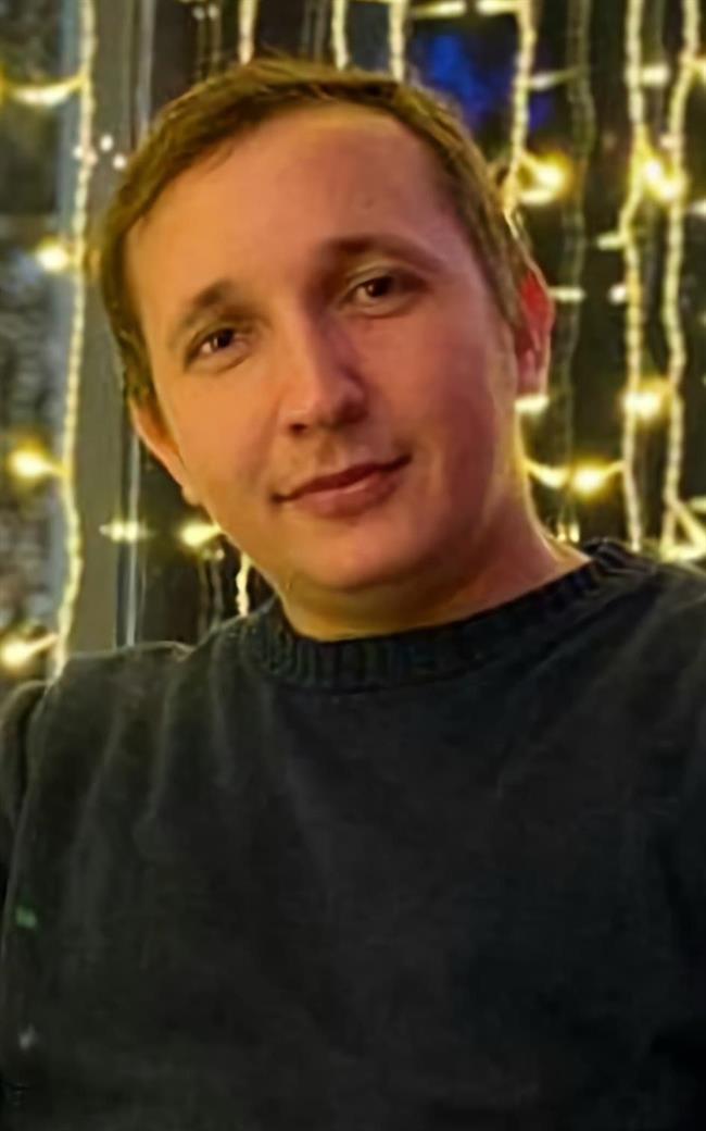 Ильяс Тальгатович - репетитор по биологии
