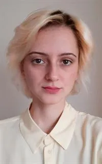 Елена Владимировна - репетитор по биологии и английскому языку