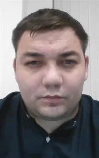Дамир Азизович - репетитор по информатике