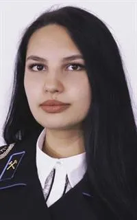 Линиза Ринатовна - репетитор по математике, физике и информатике
