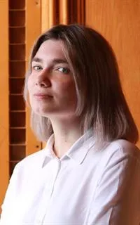 Юлия Витальевна - репетитор по русскому языку и литературе