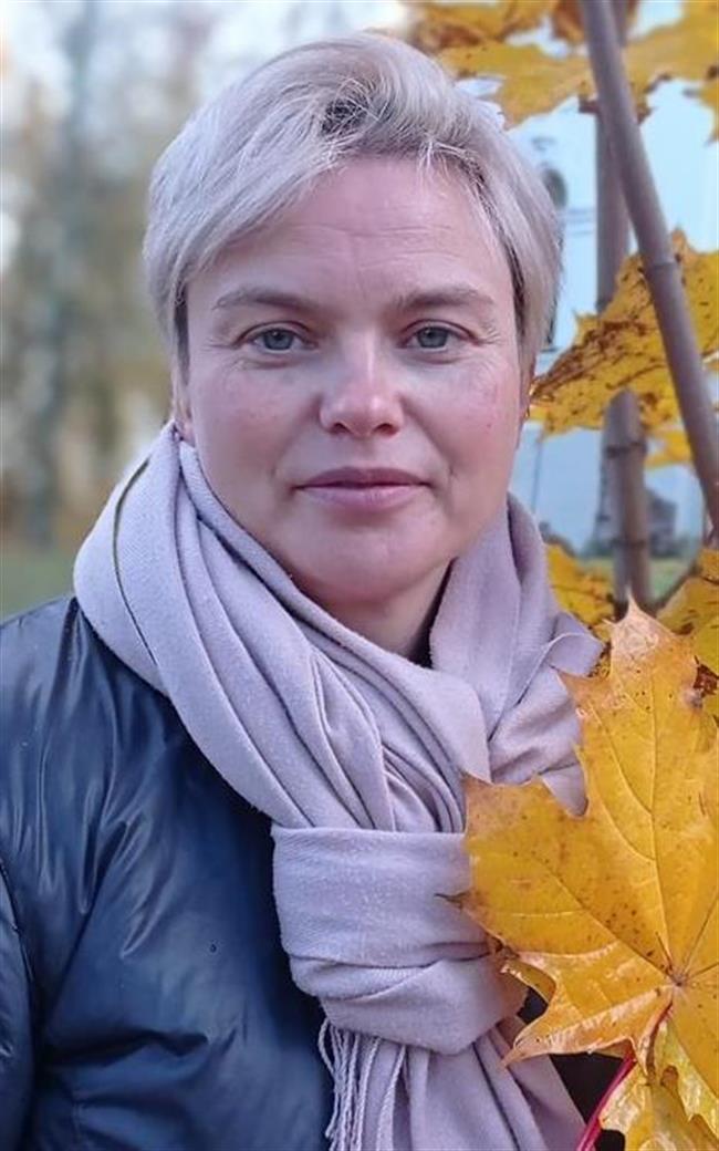 Наталья Николаевна - репетитор по обществознанию и экономике