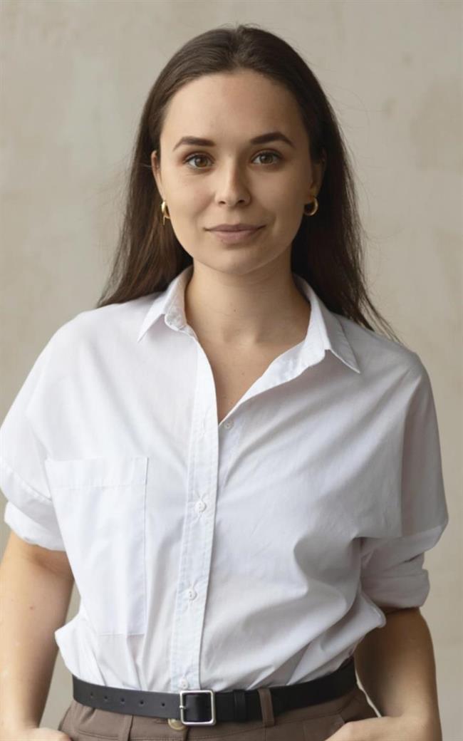 Анастасия Алексеевна - репетитор по русскому языку для иностранцев