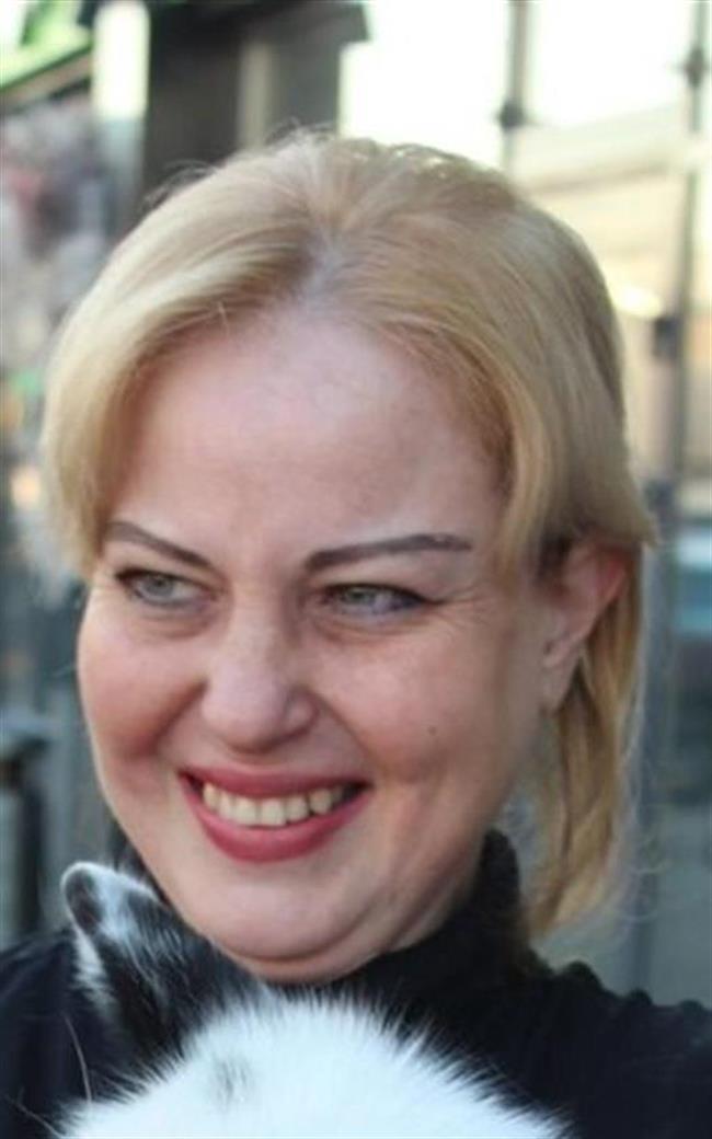 Полина Владимировна - репетитор по обществознанию