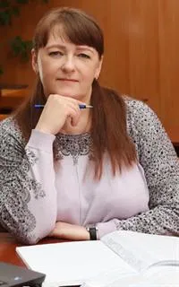 Ольга Константиновна - репетитор по истории и обществознанию
