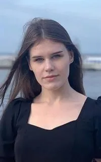 Анастасия Евгеньевна - репетитор по литературе