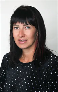 Анна Львовна - репетитор по химии
