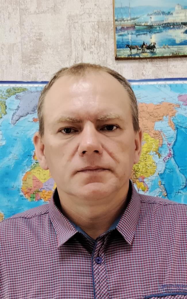 Вячеслав Николаевич - репетитор по обществознанию