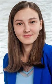 Юлия Сергеевна - репетитор по биологии