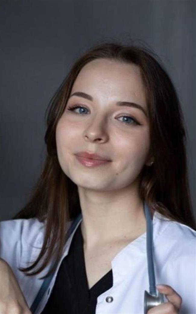 Дарья Андреевна - репетитор по биологии и другим предметам