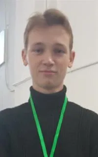 Максим Игоревич - репетитор по биологии
