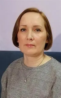 Светлана Раисовна - репетитор по подготовке к школе, другим предметам и английскому языку