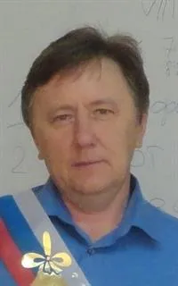 Юрий Витальевич - репетитор по обществознанию