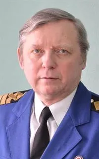 Евгений Палович - репетитор по физике