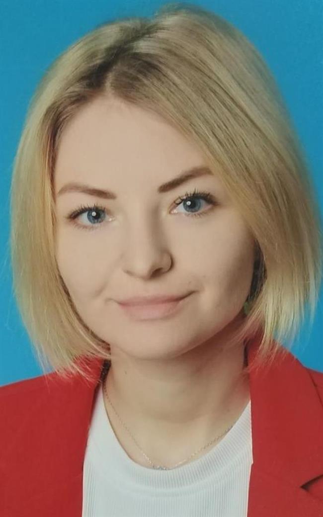 Юлия Алексеевна - репетитор по биологии
