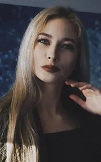Юлия Максимовна - репетитор по литературе