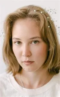 Виктория Дмитриевна - репетитор по английскому языку и французскому языку