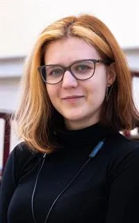 Валентина Сергеевна - репетитор по английскому языку, русскому языку и изобразительному искусству