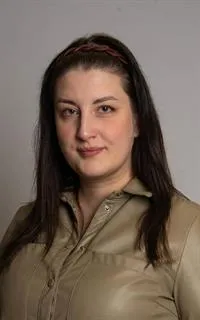 Юлия Викторовна - репетитор по предметам начальной школы и подготовке к школе