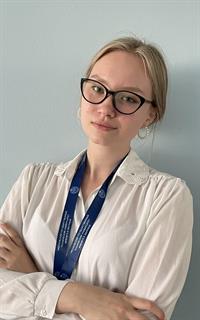 Анастасия Олеговна - репетитор по математике и физике