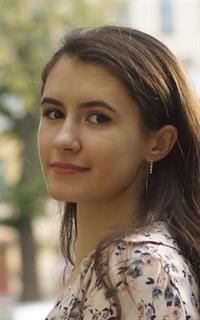 Анна Артуровна - репетитор по математике