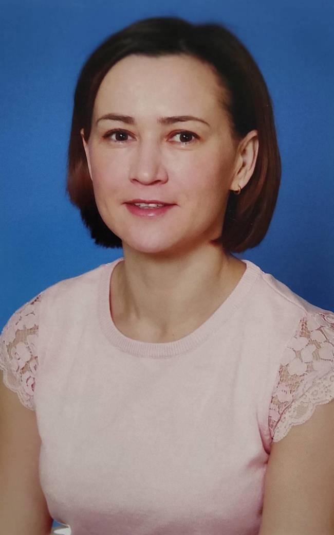 Наталья Сергеевна - репетитор по подготовке к школе