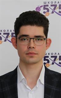 Иван Александрович - репетитор по информатике