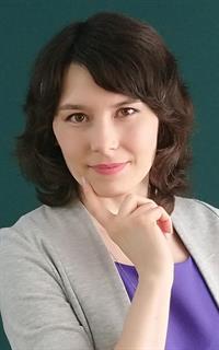 Елена Викторовна - репетитор по математике, физике и информатике