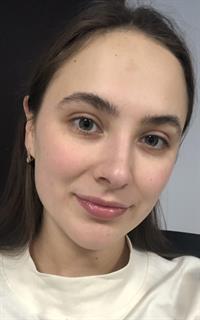 Екатерина Олеговна - репетитор по русскому языку и математике