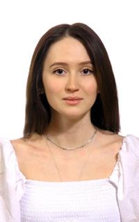 Анна Борисовна - репетитор по русскому языку, английскому языку, литературе и истории
