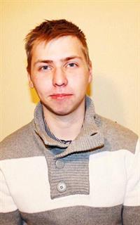 Михаил Олегович - репетитор по информатике