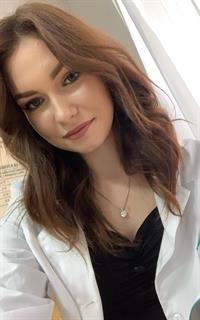 Анастасия Юрьевна - репетитор по химии