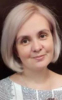 Юлия Владимировна - репетитор по английскому языку и предметам начальной школы